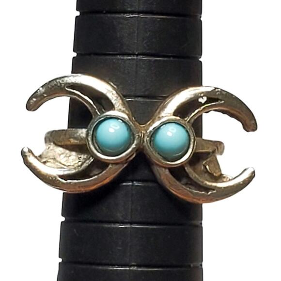 Silver Tone Double Crescent Moon Baby Blue Cabochon Sz 7 Unsigned - Picture 1 of 5